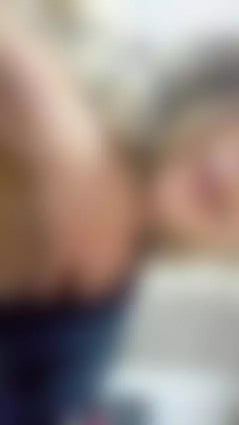 A kiss that got horny! by grace-duppon