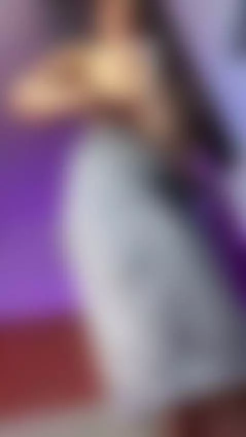 A beautiful with a sexy body by grace-duppon