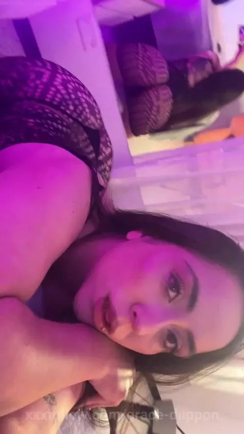 💞 Monday of lights, camera and a lot of attitude 💃✨ Let's go... by grace-duppon