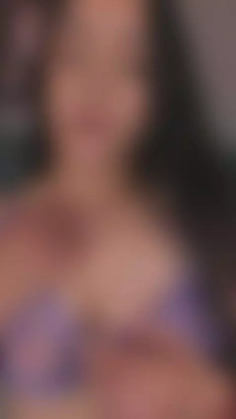 Suck my finger<33 by grace-duppon