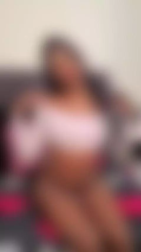 FOR ME IT WOULD BE A PLEASURE TO HAVE YOU IN MY ROOM TO DO A... by kendrachavezz