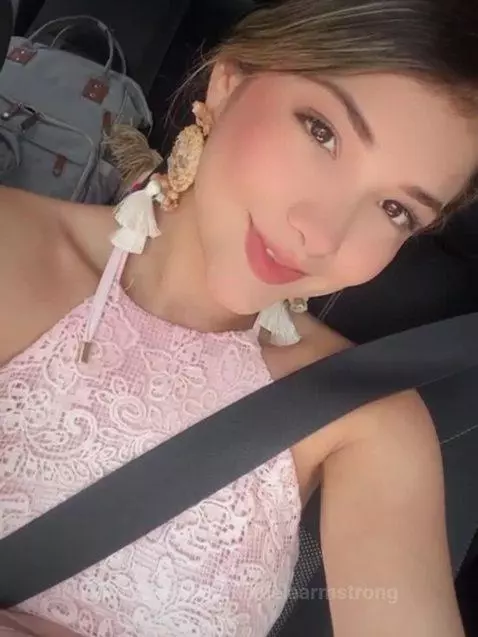 flirt, blonde, skinny by mikaelaarmstrong