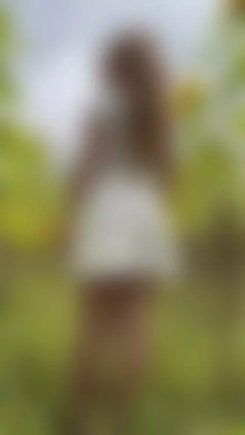 en la naturaleza 🌻🌻 #18 #latina #blondegirl #teen #viral #ho... by salomecuteoficial