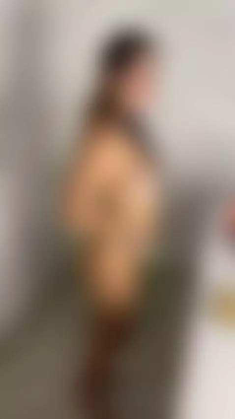 im very hot 🔥 by salomecuteoficial