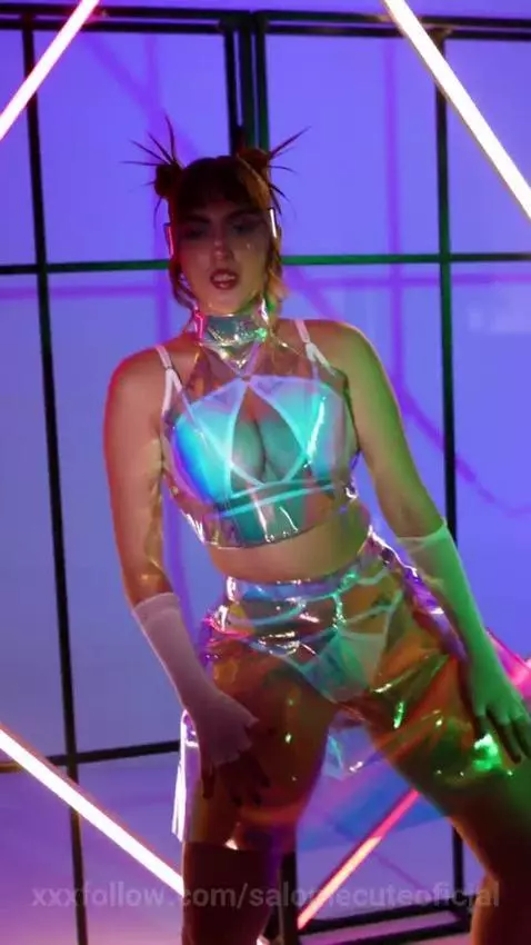 lets go to see the future together 🫦🫣 by salomecuteoficial