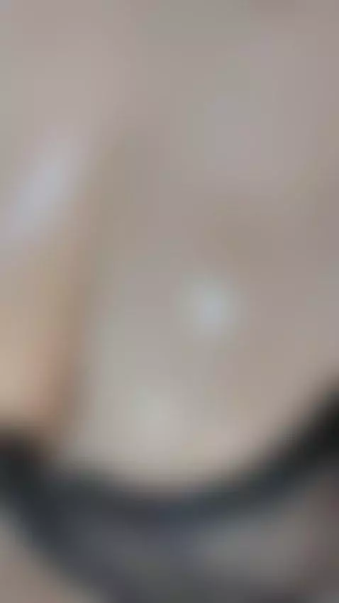 this sexy and huge boobs needs your atention! 😏 by camila-fajardo