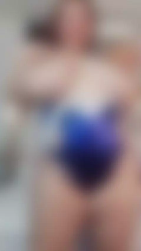 I'm lying down and I can't stop thinking about you, do you w... by camila-fajardo