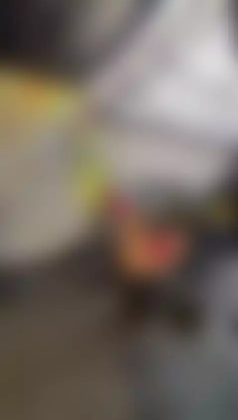 "I like it when you make me sweat like that." by catiajones