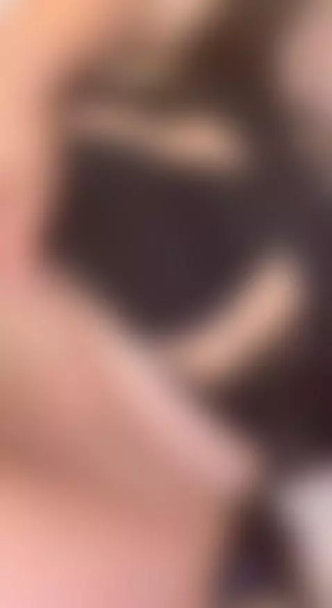 Come her my pussy is very wet  💦💦 by helen-vega