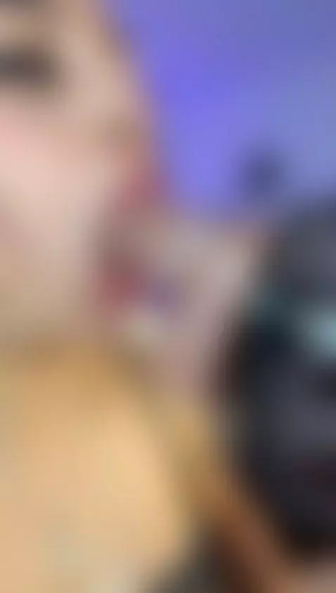 A deep throat, don't be late and give me your cock! 🤤 by sofia-riot1