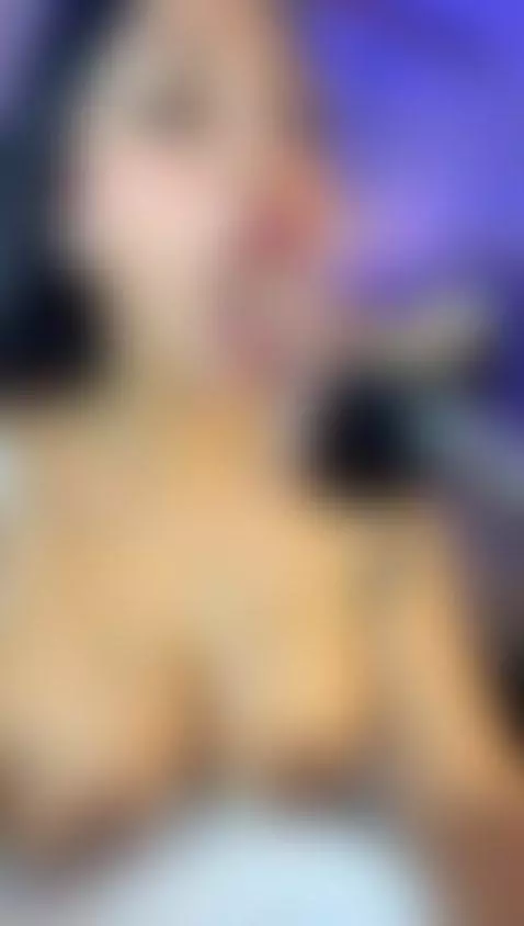 Complete in my throat!! 🔥🥵 by sofia-riot1