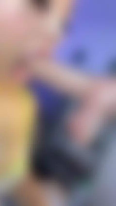 Ummm, too sexy! 🔥 by sofia-riot1