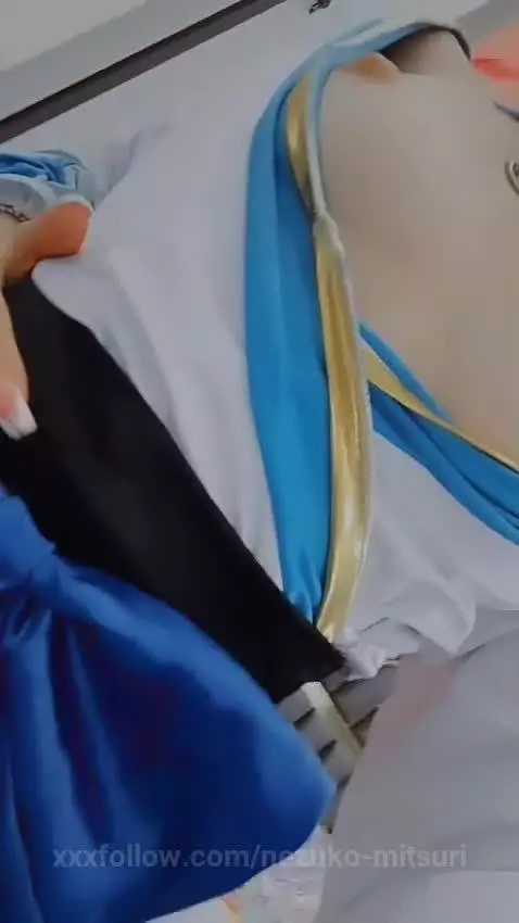 Come and enjoy Ahri, your sexy and pervesa woman, Latina wit... by nezuko-mitsuri