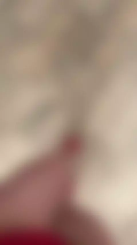 Starting the month with all the energy 💋 by zoe-cruz21