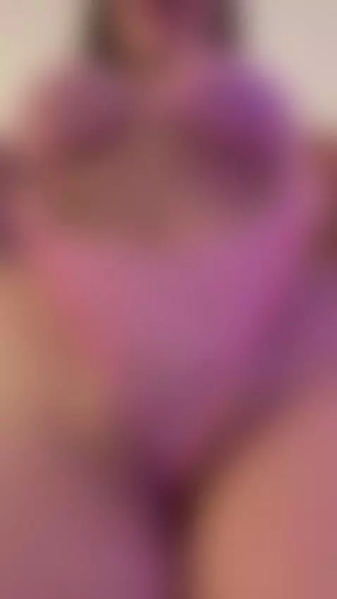 How ready my lips are, don't you think? by zoe-cruz21