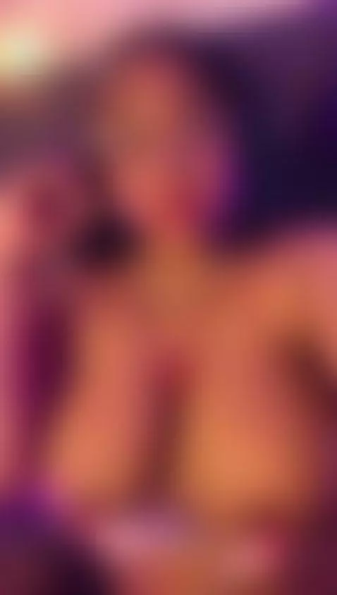 How deep do you think I can go? /deepthroat. by esmeralda-bigbotty