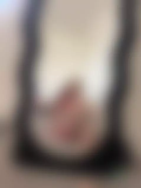 are you hungry?  😋 by p34ch35