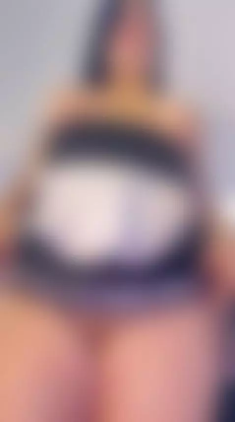 Hands on my curves. Now. 😏 by agathalynx