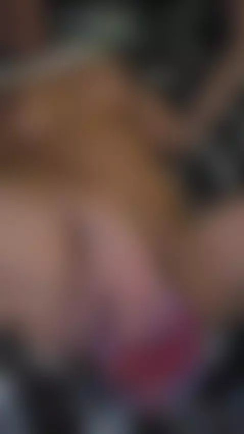 I love huge dildos!
Who  wants to be in control of my pleasu... by simplisexi