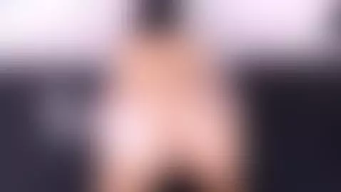 I want to feel your big cock in this hot oiled butt  😈🥵🍑 by joselynsorni