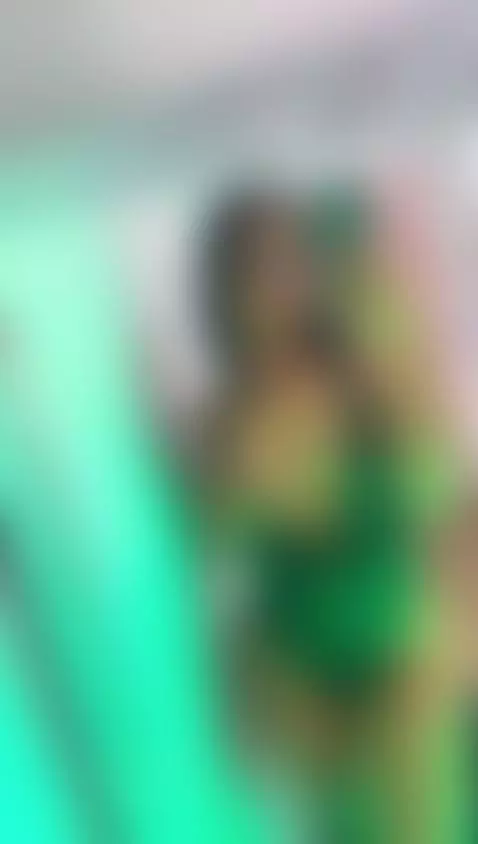 The bed is my stage... Do you want to be my audience? 😏 by andregill