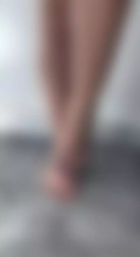 Come to my feet by andregill