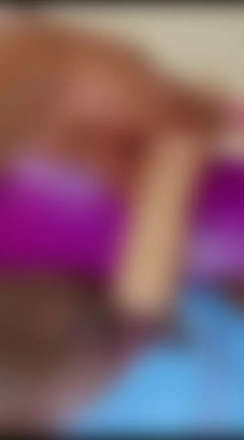 delicious  wet pussy fuck by andrea-tovar