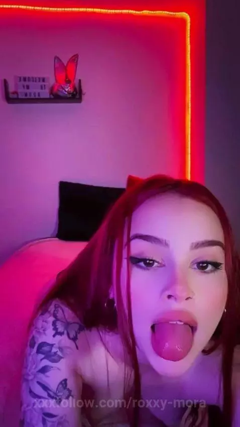 ahegao time by roxxy-mora