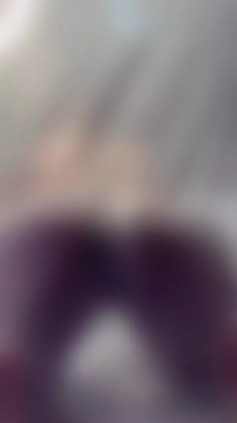 DO YOU LIKE BIG ASSES? 🍑😏 by amelyamann