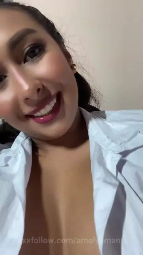 uy, que lindos mis ojos. 😏 by amelyamann