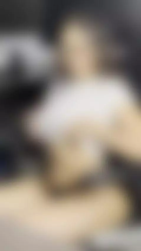 Your sexy secretary 🤤 by amelyamann