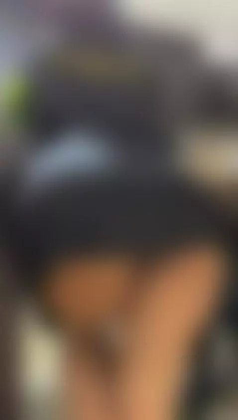 INTERACTING WITH MY BOSS by amelyamann