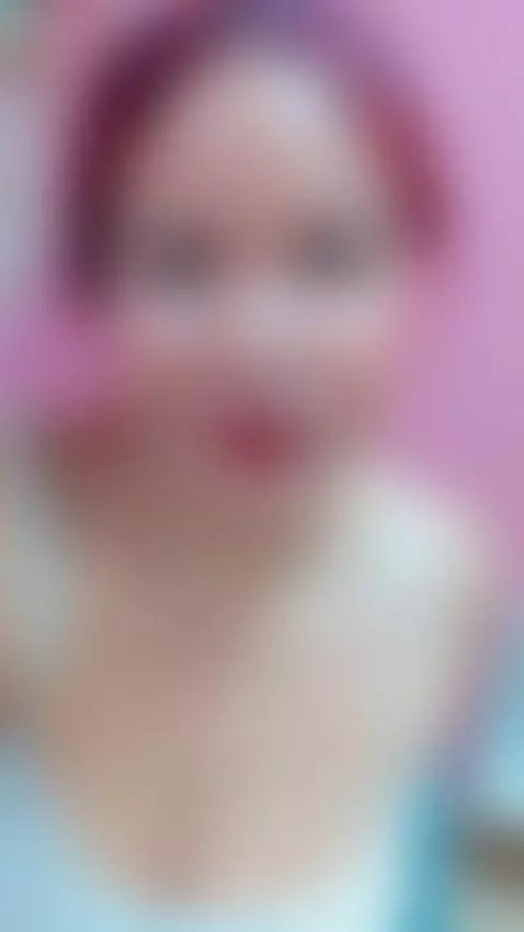 heyyy good morning loves, I'm online, my show today will be ... by auroraallen