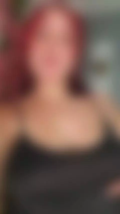 Hello loves, my leg is still a little swollen, but that does... by celesterose69