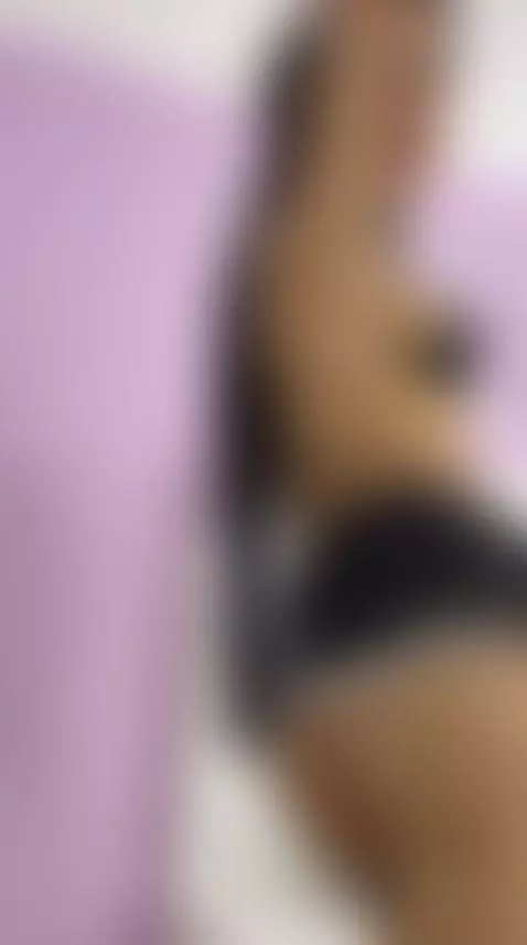 My hips don't lie...wanna see how far they can take you?🍑💦
h... by venusdanielss