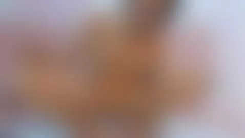 I’m online now, bending over with my juicy ass up in the air... by venusdanielss