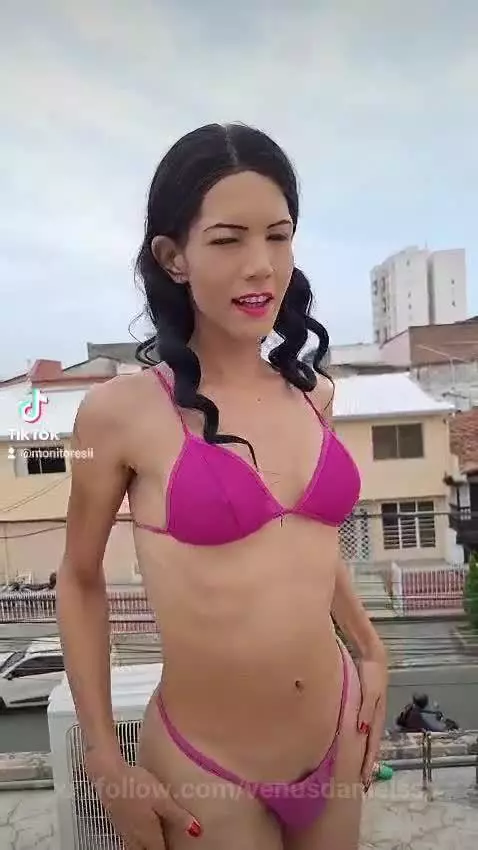https://es.stripchat.com/VenusDanielss/ by venusdanielss