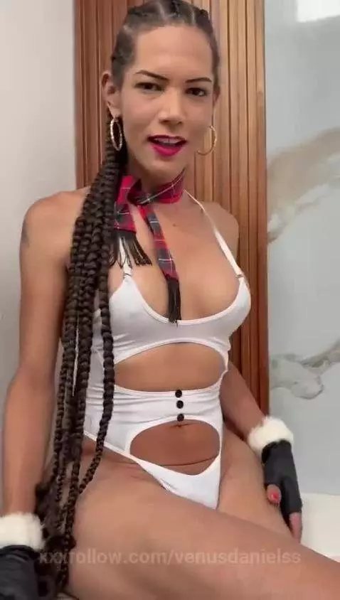 Enjoy of my sexy body! 💋💗😈
https://es.stripchat.com/VenusDan... by venusdanielss