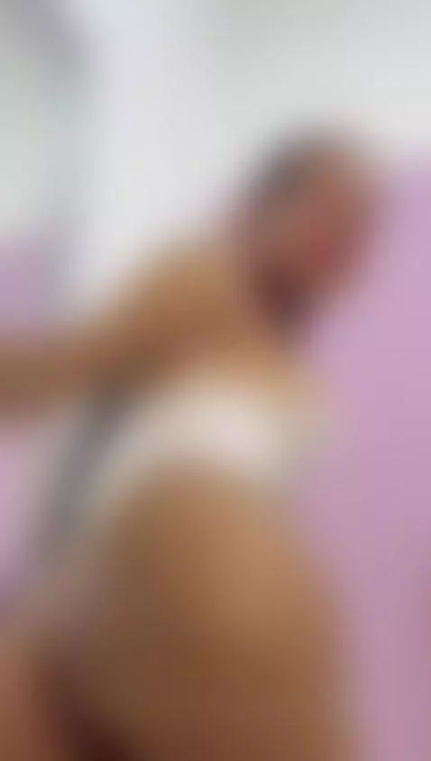 Sexy + Lovely  🌸💗
stripchat.com/VenusDanielss by venusdanielss