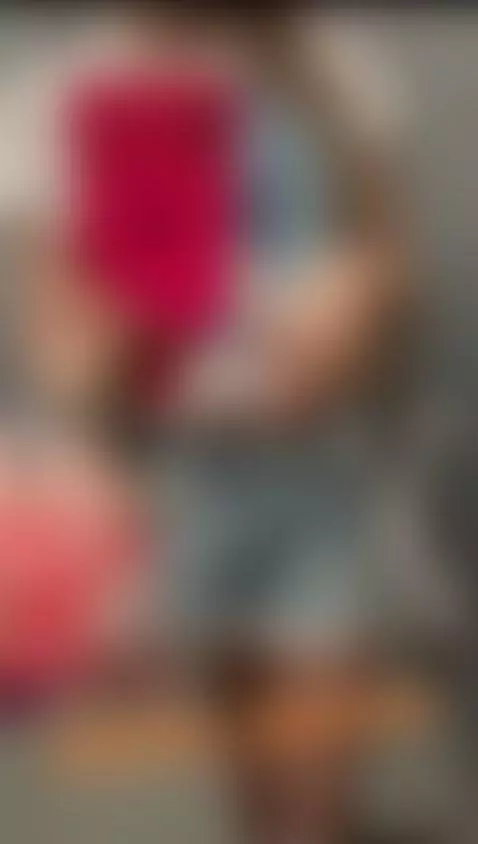 skinny, blonde, teen18+ by akilla-queen