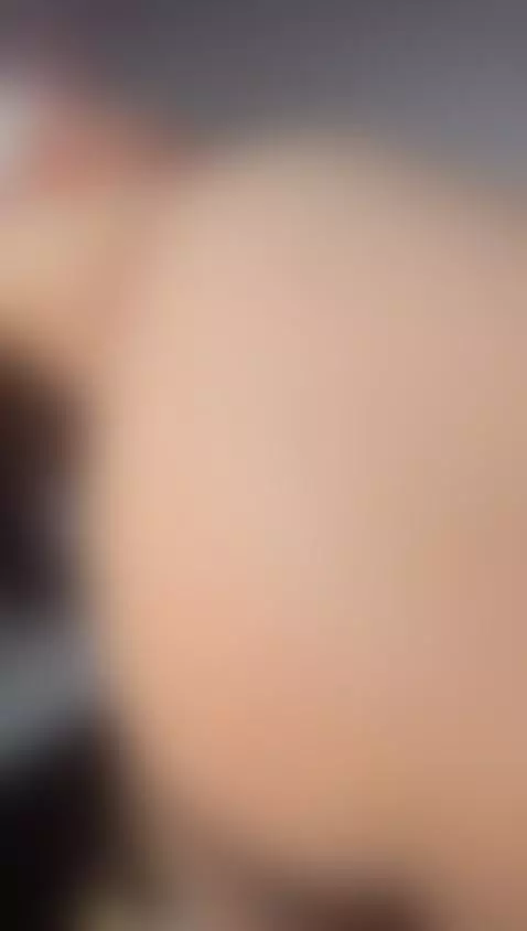 Do you think you can resist the temptation of my body?🍑😈🥵 by littleebluee