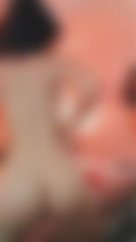 Enjoy the pleasure of my body 🍑🔥🍒 by littleebluee