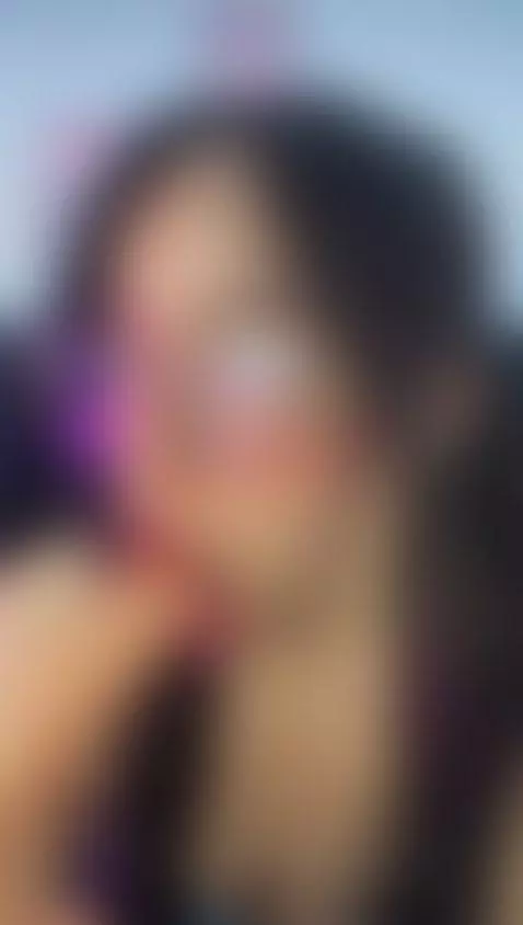 I wanna suck your dick until you cum on my mouth 🍆💦 by littleebluee