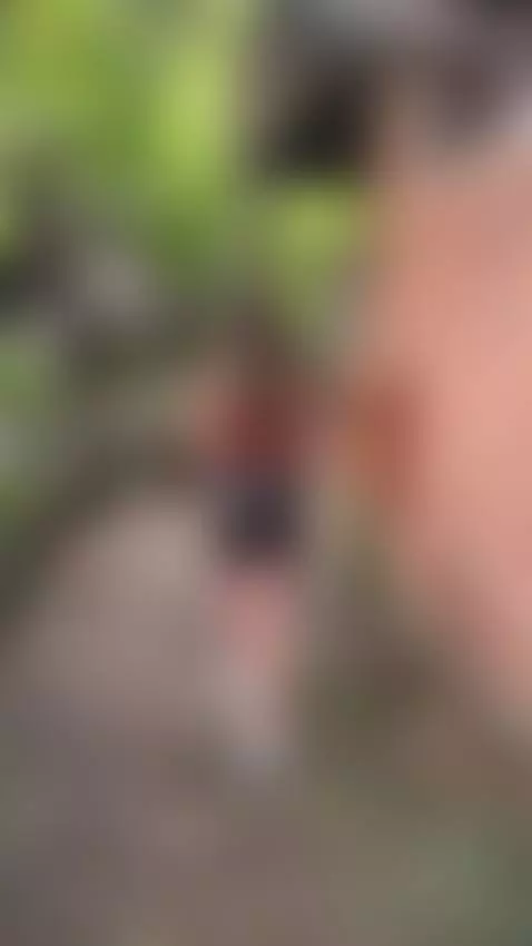 taking my tits for a walk 😜😜 by emmacyruss