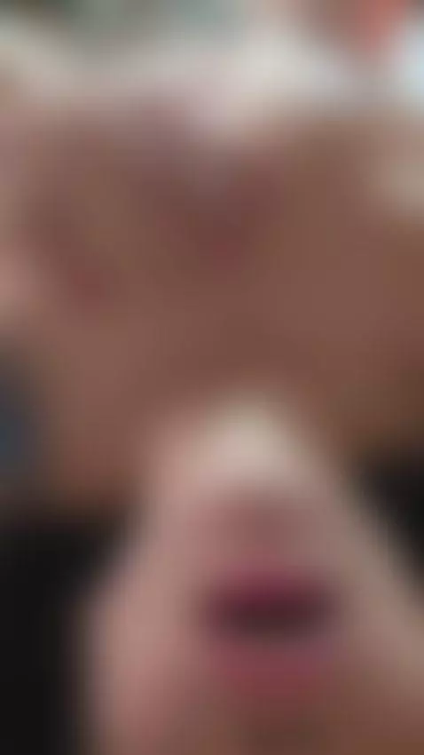 I get hot in my room 🍒😈 by kiimlee