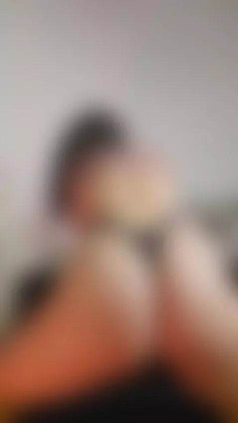 my big butt wants to be bitten by you😈😈😈 by kiimlee