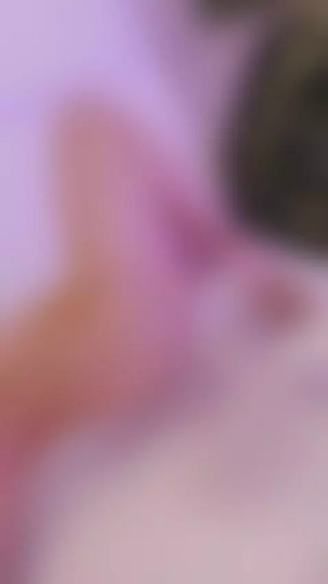 Wanna fuck this sexy golden girl?✨ by kiimlee