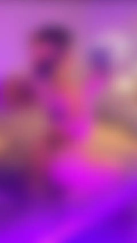 The color pink highlights my beauty, make it yours 🎀🎀🎀🎀😛😛😛😛 by kiimlee