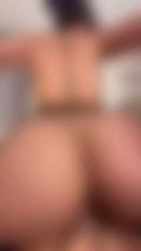 I ride a big cock and move my big butt sexy.🍑 by kiimlee