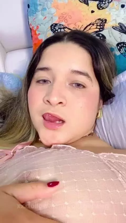 I don’t know if you’re my desire or my downfall, but I want ... by collegepawg